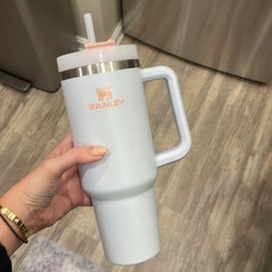 USED - Stanley 40 oz. Adventure Quencher Tumbler